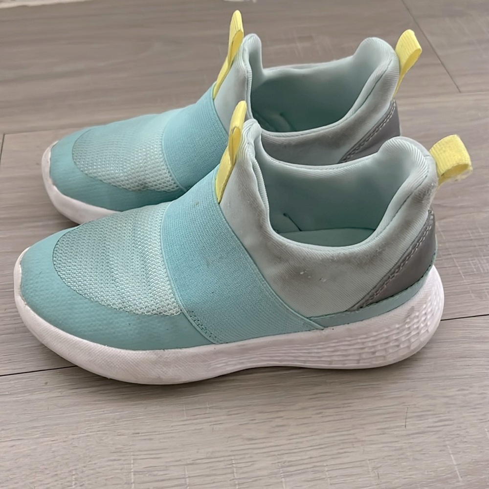 Cat & Jack Toddler Slip On Sneakers
